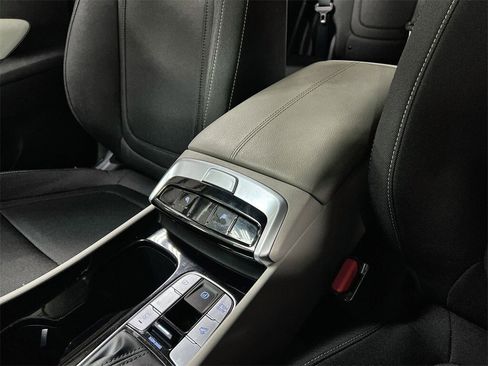 Used 2022 Hyundai Tucson SEL image 35