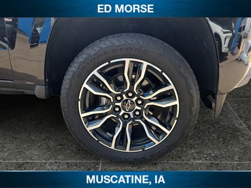 Certified 2024 Chevrolet Colorado Z71 w/ LPO, Dark Essentials Package AWD/4WD image 12