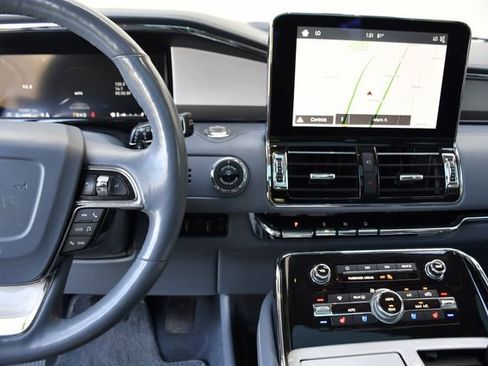 Used 2018 Lincoln Navigator L Black Label image 11