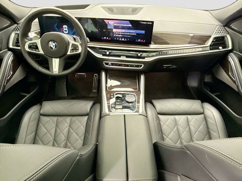 Used 2025 BMW X6 xDrive40i image 13