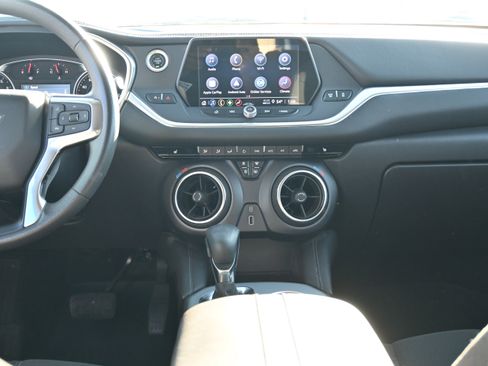 Used 2021 Chevrolet Blazer LT image 31