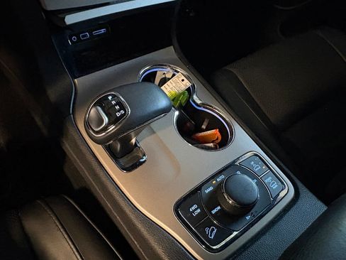 Used 2014 Jeep Grand Cherokee Summit AWD/4WD image 27