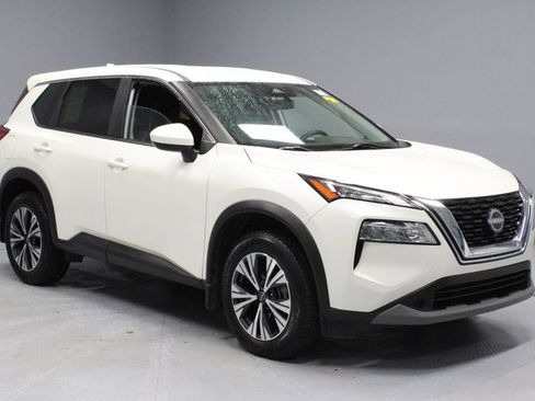 Used 2023 Nissan Rogue SV FWD image 1