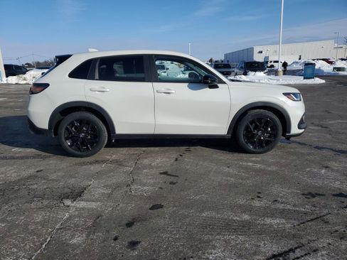 Certified 2024 Honda HR-V Sport image 8
