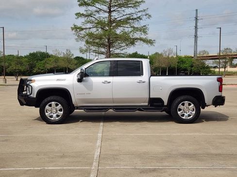 Used 2022 Chevrolet Silverado 2500 LTZ w/ LTZ Premium Package image 4
