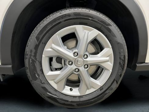 Certified 2024 Honda HR-V LX image 12