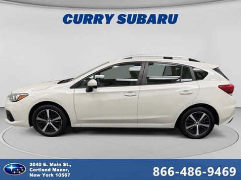 Used 2022 Subaru Impreza 2.0i Premium AWD/4WD image 2