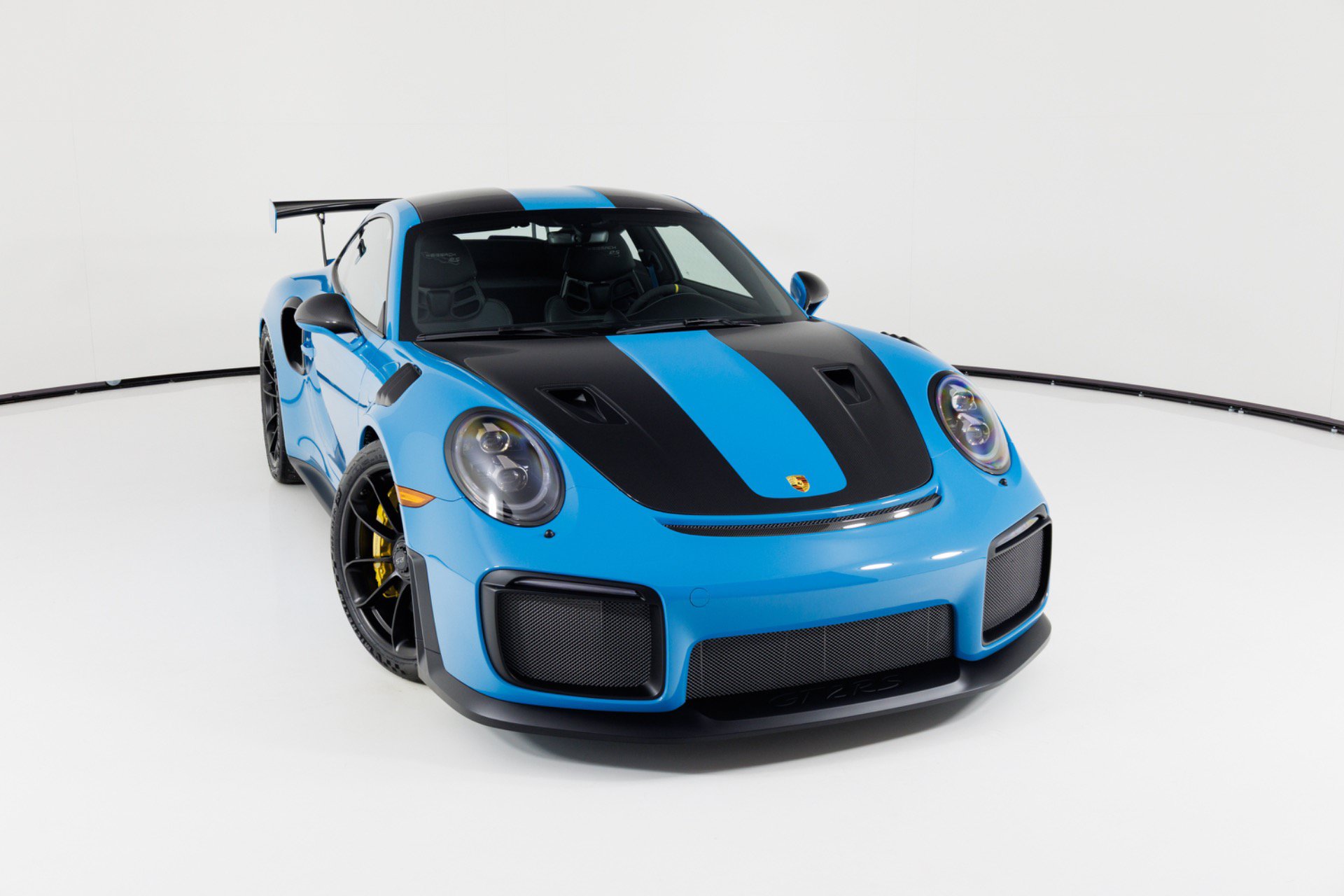Used 2019 Porsche 911 GT2 RS RWD image 55