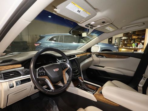 Used 2018 Cadillac XTS Luxury w/ Driver Awareness Package image 17