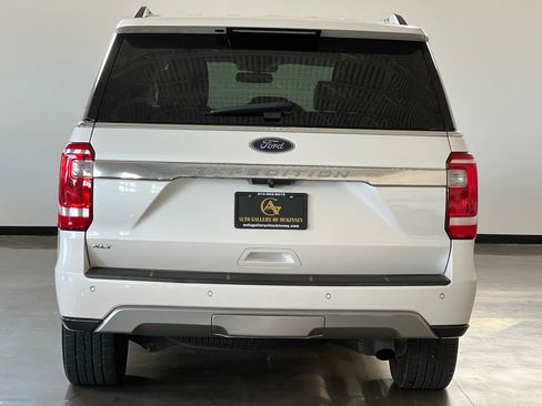 Used 2019 Ford Expedition XLT w/ Equipment Group 202A image 6