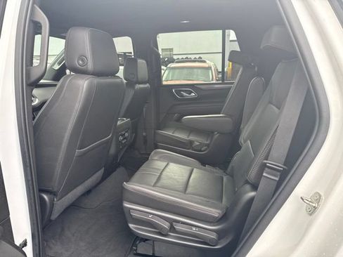 Used 2021 Chevrolet Tahoe RST w/ Luxury Package AWD/4WD image 21