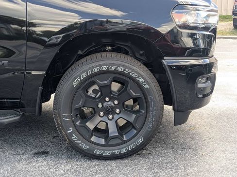 New 2026 RAM 1500 Express AWD/4WD image 11