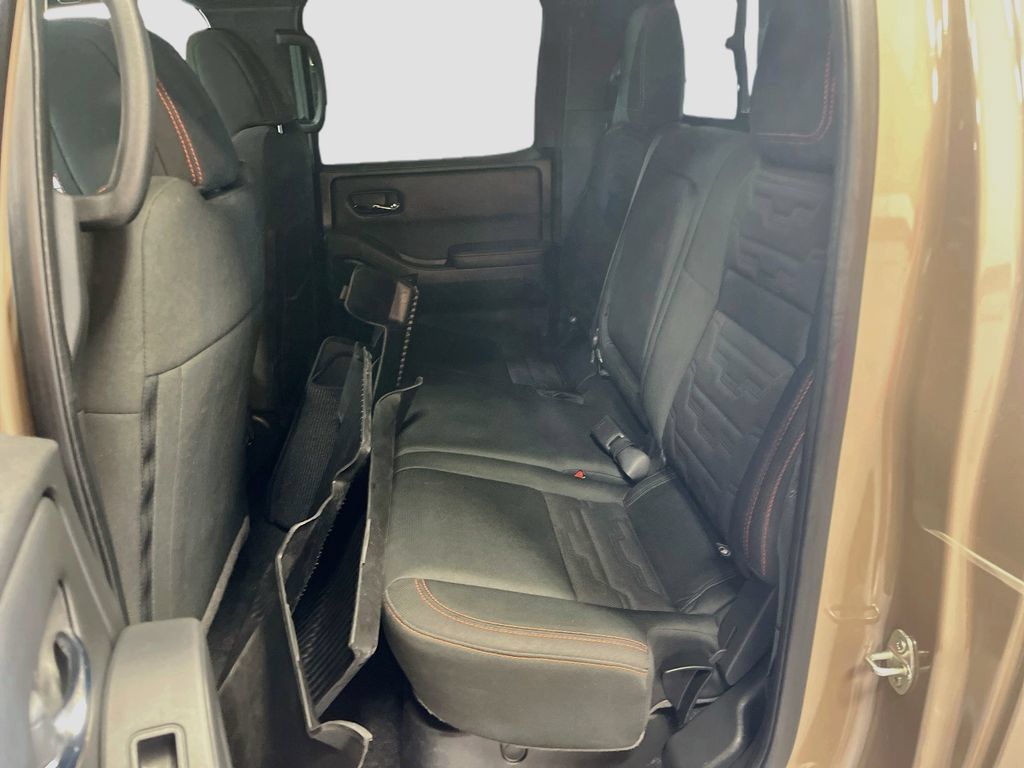Used 2023 Nissan Frontier PRO-4X w/ Pro Convenience Package AWD/4WD image 25