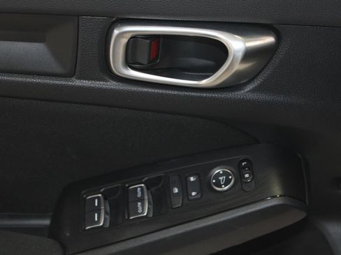 Used 2023 Honda Civic Sport image 6