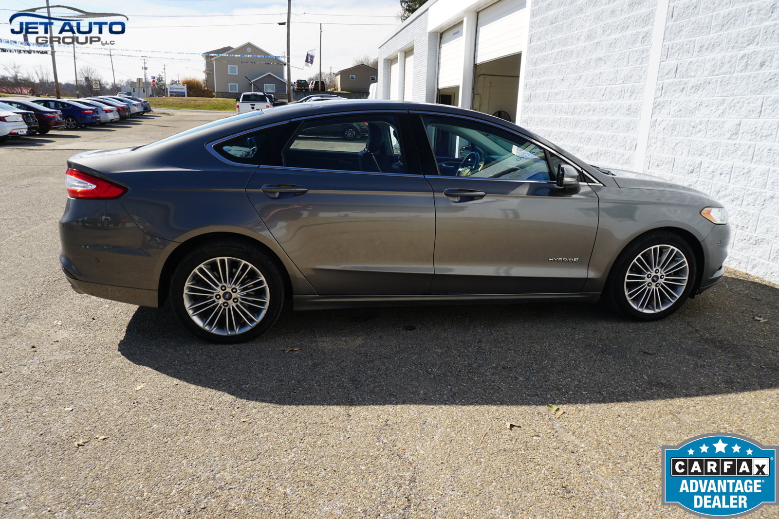Used 2014 Ford Fusion SE w/ Equipment Group 502A FWD image 12