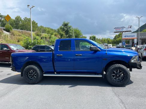 Used 2015 RAM 1500 Express AWD/4WD image 5