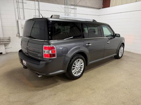 Certified 2019 Ford Flex SEL w/ Equipment Group 202A image 8