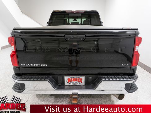 Used 2020 Chevrolet Silverado 2500 LTZ w/ Technology Package image 4