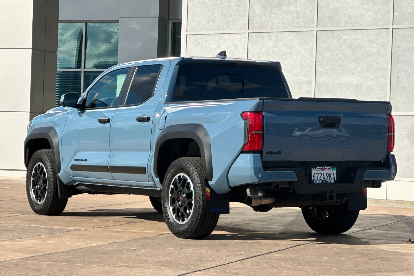 Used 2026 Toyota Tacoma TRD Off-Road w/ TRD Off Road Premium Package AWD/4WD image 6