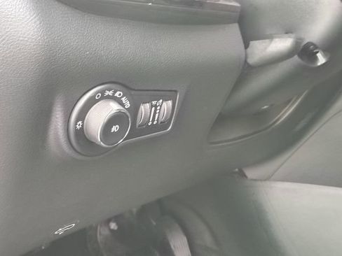 New 2026 Jeep Compass Limited w/ Sun, Sound & Navigation Group AWD/4WD image 11