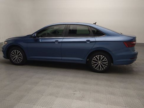 Used 2020 Volkswagen Jetta SE FWD image 3