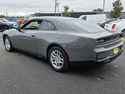 New 2025 Dodge Charger Daytona R/T w/ Sun & Sound Package image 6