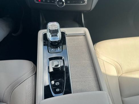 Used 2026 Volvo XC90 B6 Plus AWD/4WD image 29