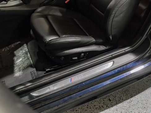 Used 2013 BMW M3 Coupe w/ Premium Pkg image 31