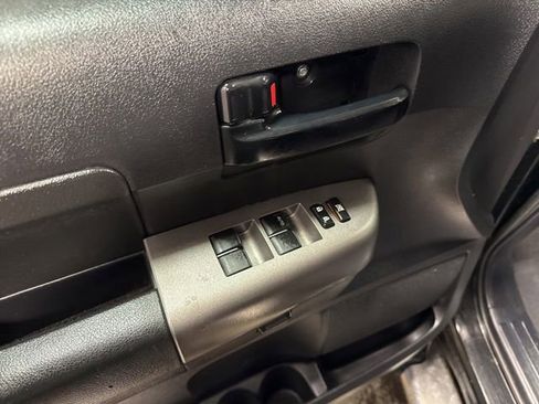 Used 2013 Toyota Tundra Grade image 6