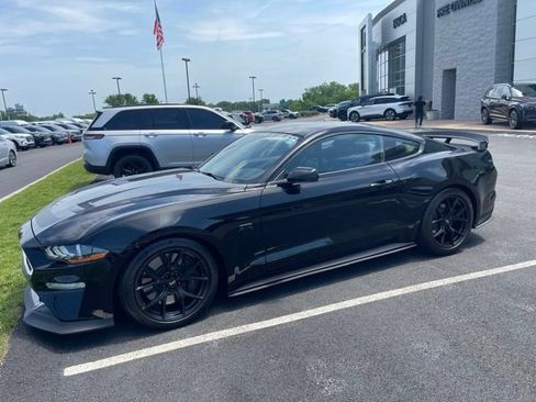 Used 2019 Ford Mustang GT Premium w/ GT Performance Package RWD image 1