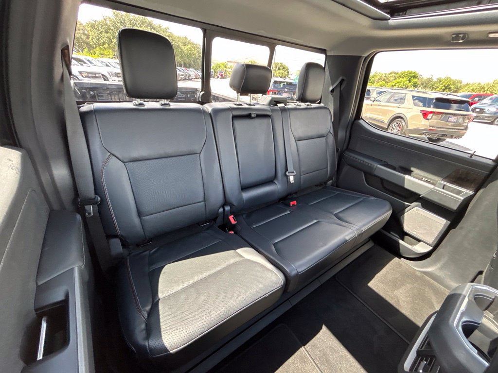 Used 2023 Ford F350 Lariat w/ Lariat Ultimate Package AWD/4WD image 32