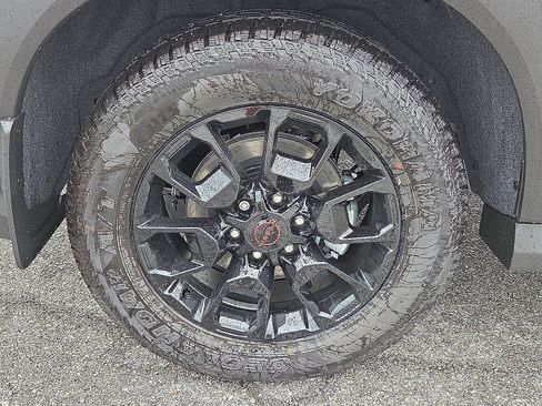 New 2025 Nissan Armada PRO-4X w/ Pro-4X Premium Package image 7