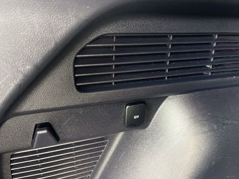 Certified 2022 Ford Escape SE w/ SE Sport Appearance Package image 12