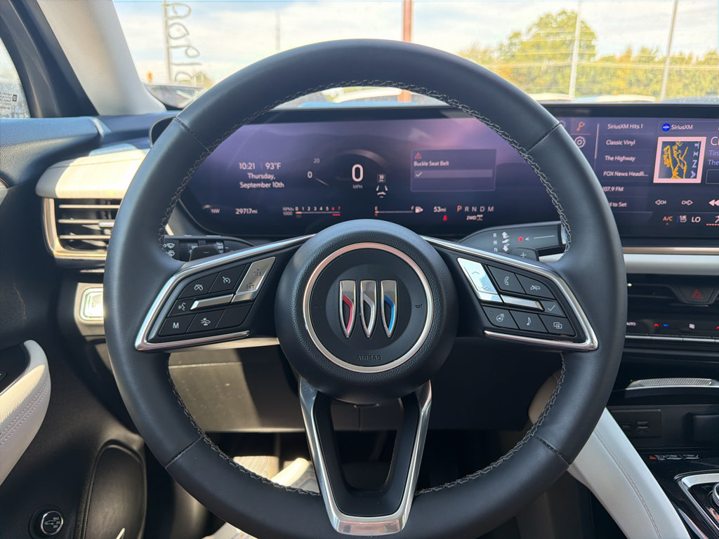 Used 2025 Buick Envision Avenir AWD/4WD image 28