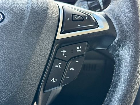 Used 2019 Ford Edge SEL w/ Equipment Group 201A image 28