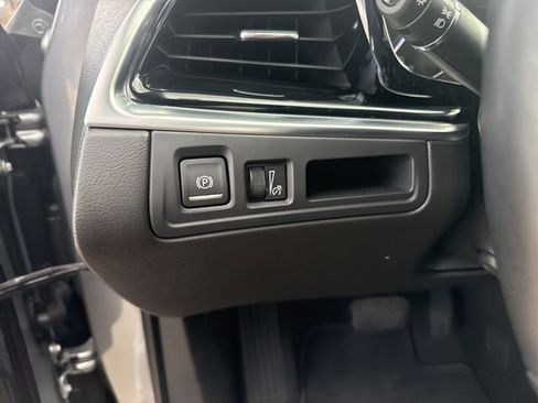Certified 2025 Cadillac XT6 Premium Luxury FWD image 14