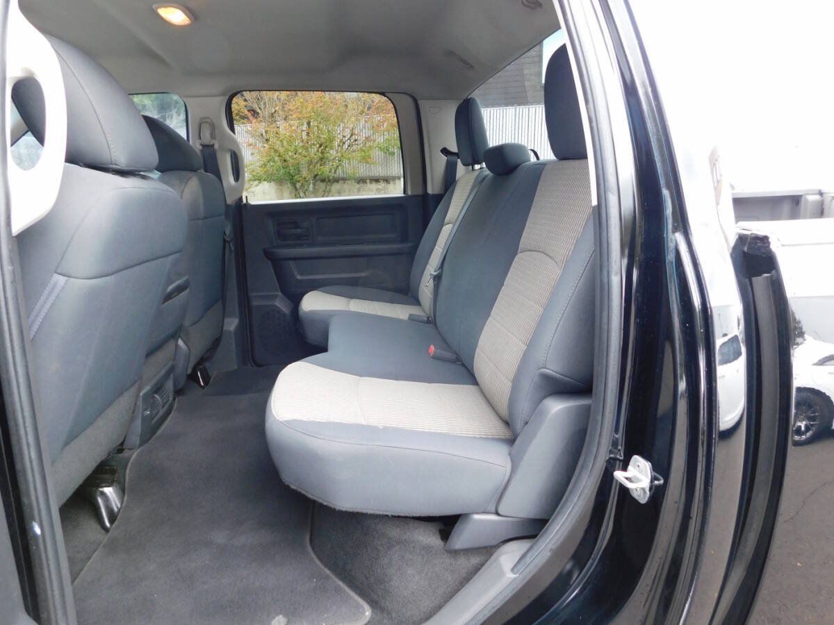 Used 2012 RAM 1500 Express w/ ST Popular Equipment Group AWD/4WD image 5