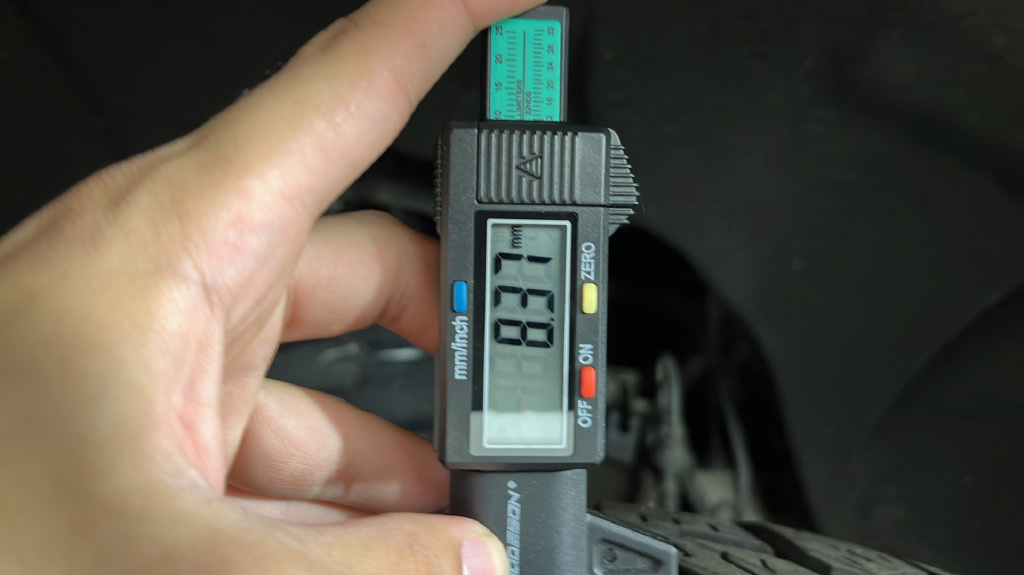 Used 2025 GMC Sierra 1500 AT4X AWD/4WD image 39