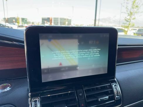 Used 2021 Lincoln Navigator Reserve w/ Luxury Package AWD/4WD image 5