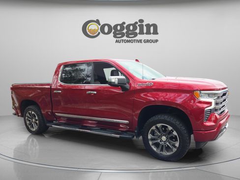 Used 2023 Chevrolet Silverado 1500 High Country w/ Z71 Off-Road Package image 7