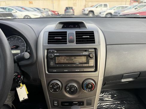 Used 2012 Toyota Corolla S image 16