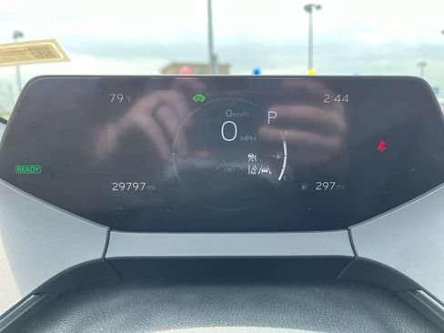 Used 2023 Toyota Prius XLE AWD/4WD image 20