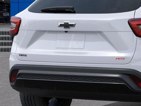 New 2026 Chevrolet Trax RS w/ Driver Confidence Package image 38