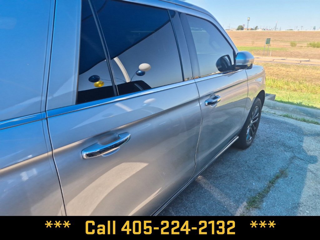 Used 2021 Ford Expedition Max Limited AWD/4WD image 23