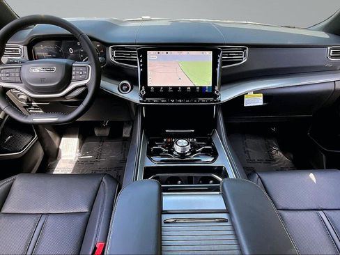 New 2026 Jeep Grand Wagoneer Limited AWD/4WD image 5