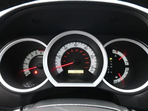 Used 2014 Toyota Tacoma Base w/ SR5 Package image 14