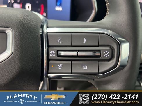 Used 2024 GMC Canyon Denali image 23