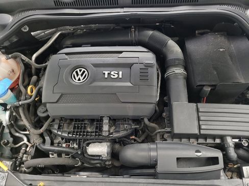 Used 2015 Volkswagen Jetta SE FWD image 30