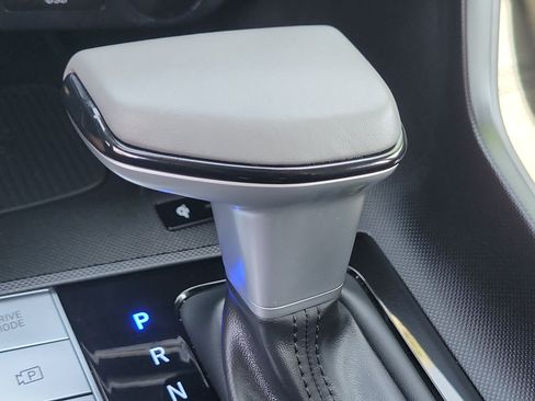 Certified 2025 Hyundai Elantra Sport FWD image 16