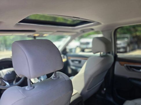 Used 2018 Honda CR-V EX image 9